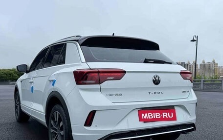 Volkswagen T-Roc I, 2022 год, 1 890 000 рублей, 4 фотография
