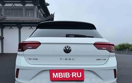 Volkswagen T-Roc I, 2022 год, 1 890 000 рублей, 5 фотография