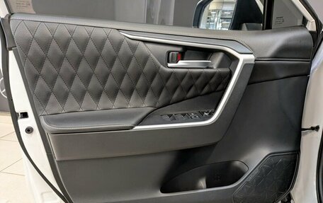 Toyota RAV4, 2020 год, 3 300 000 рублей, 13 фотография
