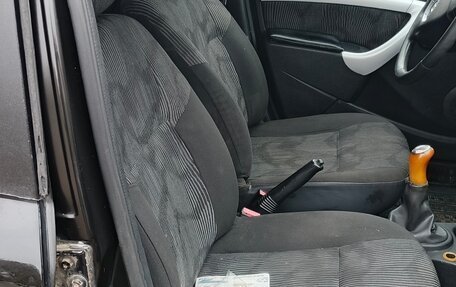 Renault Logan I, 2010 год, 290 000 рублей, 10 фотография