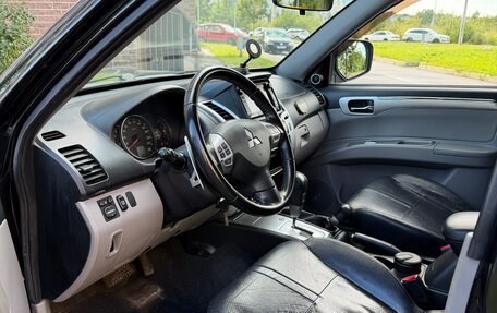 Mitsubishi Pajero Sport II рестайлинг, 2013 год, 1 850 000 рублей, 8 фотография