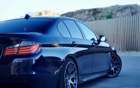 BMW 5 серия, 2011 год, 2 250 000 рублей, 8 фотография