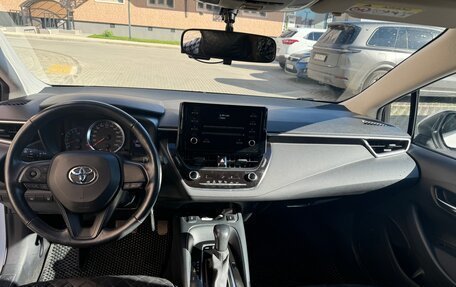 Toyota Corolla, 2019 год, 1 990 000 рублей, 4 фотография