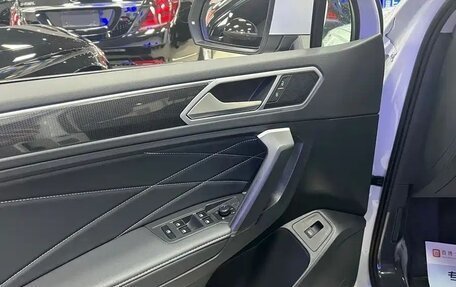 Volkswagen Tiguan II, 2022 год, 2 430 005 рублей, 9 фотография