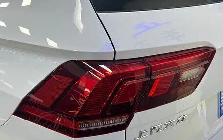 Volkswagen Tiguan II, 2022 год, 2 430 005 рублей, 14 фотография