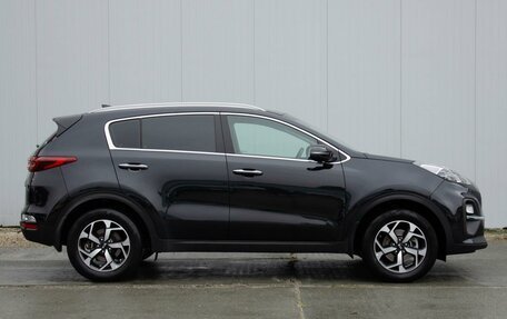 KIA Sportage IV рестайлинг, 2021 год, 2 250 000 рублей, 5 фотография
