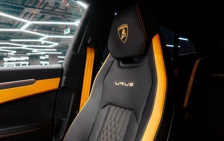 Lamborghini Urus I, 2024 год, 32 900 000 рублей, 14 фотография