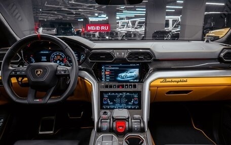 Lamborghini Urus I, 2024 год, 32 900 000 рублей, 2 фотография