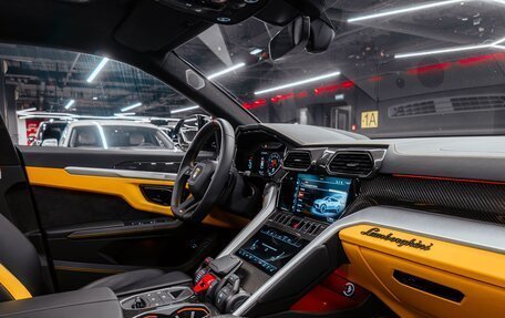 Lamborghini Urus I, 2024 год, 32 900 000 рублей, 22 фотография