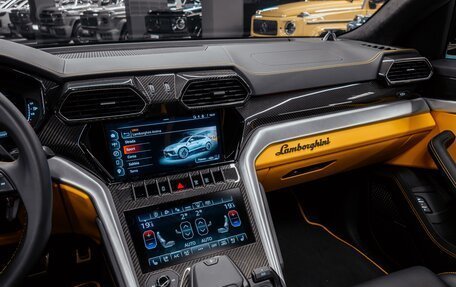 Lamborghini Urus I, 2024 год, 32 900 000 рублей, 17 фотография