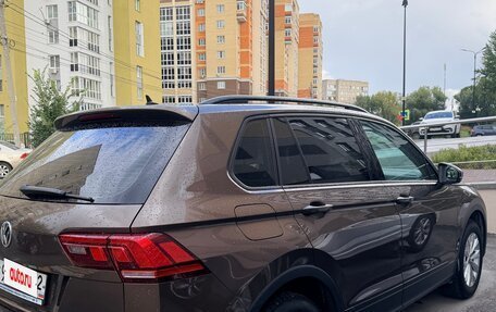 Volkswagen Tiguan II, 2020 год, 2 600 000 рублей, 8 фотография