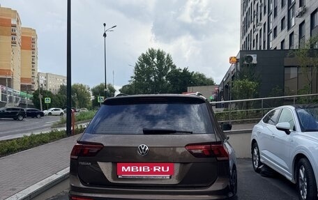 Volkswagen Tiguan II, 2020 год, 2 600 000 рублей, 9 фотография