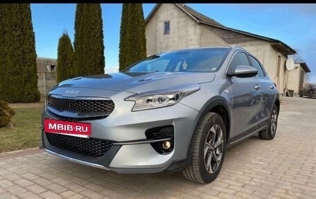 KIA XCeed I, 2019 год, 1 750 000 рублей, 8 фотография