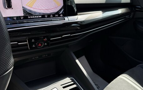 Volkswagen Golf VIII, 2023 год, 2 250 000 рублей, 5 фотография