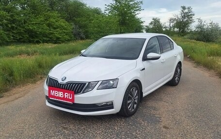 Skoda Octavia, 2020 год, 1 950 000 рублей, 2 фотография