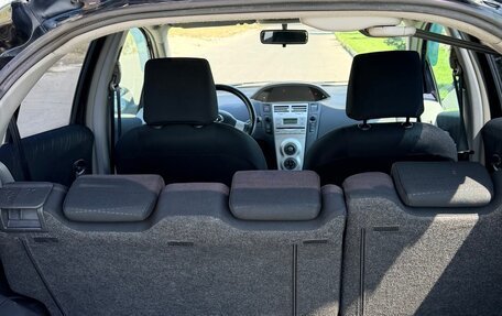 Toyota Yaris III рестайлинг, 2008 год, 630 000 рублей, 4 фотография