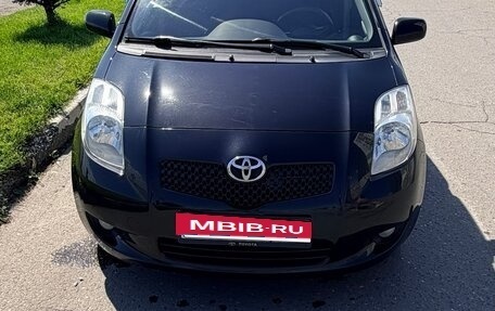 Toyota Yaris III рестайлинг, 2008 год, 630 000 рублей, 9 фотография