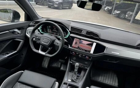 Audi Q3, 2023 год, 2 800 000 рублей, 10 фотография