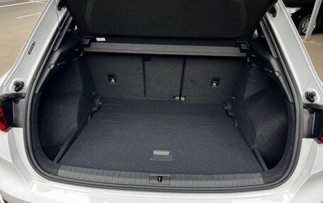 Audi Q3, 2023 год, 2 800 000 рублей, 24 фотография