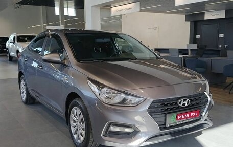 Hyundai Solaris II рестайлинг, 2017 год, 1 100 000 рублей, 1 фотография