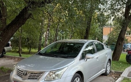 Toyota Avensis III рестайлинг, 2011 год, 950 000 рублей, 1 фотография