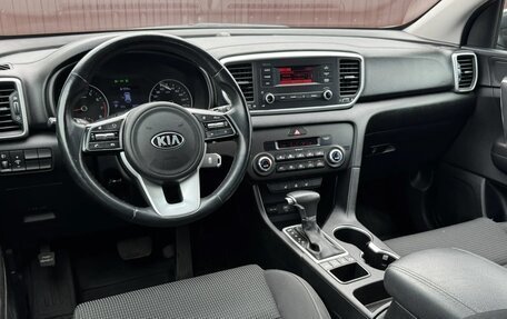 KIA Sportage IV рестайлинг, 2020 год, 2 599 777 рублей, 11 фотография