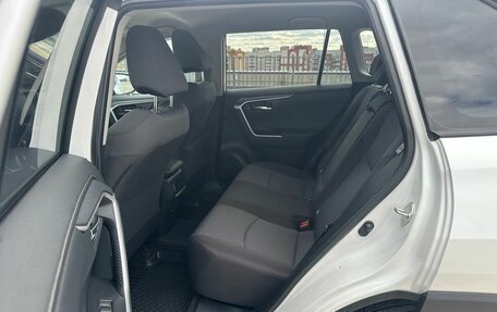 Toyota RAV4, 2020 год, 3 449 000 рублей, 20 фотография