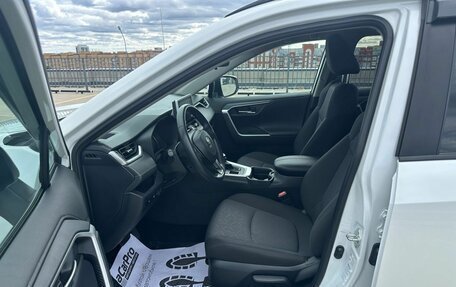 Toyota RAV4, 2020 год, 3 449 000 рублей, 11 фотография
