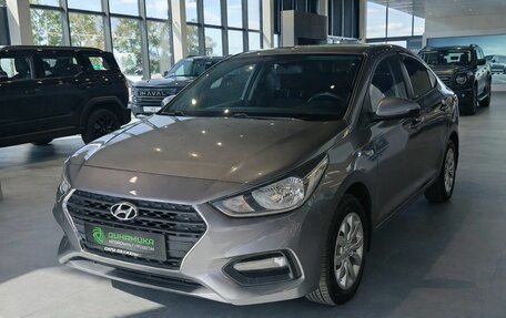 Hyundai Solaris II рестайлинг, 2017 год, 1 100 000 рублей, 3 фотография