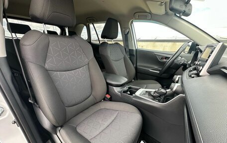 Toyota RAV4, 2020 год, 3 449 000 рублей, 25 фотография