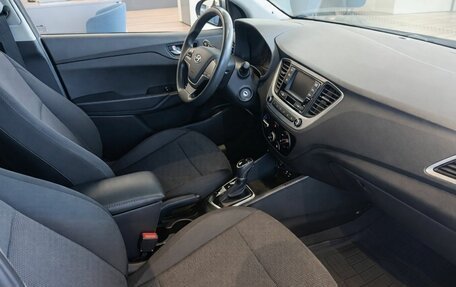 Hyundai Solaris II рестайлинг, 2017 год, 1 100 000 рублей, 8 фотография
