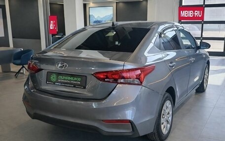 Hyundai Solaris II рестайлинг, 2017 год, 1 100 000 рублей, 4 фотография