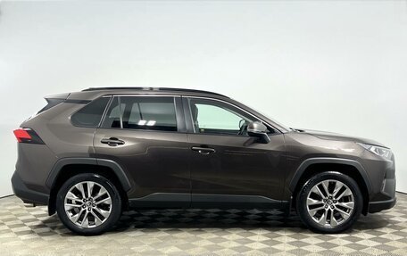 Toyota RAV4, 2020 год, 2 859 900 рублей, 5 фотография