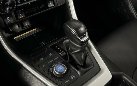 Toyota RAV4, 2020 год, 2 859 900 рублей, 20 фотография