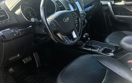 KIA Sorento II рестайлинг, 2014 год, 1 800 000 рублей, 20 фотография