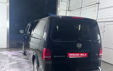 Volkswagen Caravelle T5, 2011 год, 1 900 000 рублей, 5 фотография