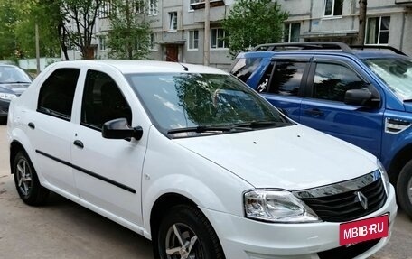 Renault Logan II, 2017 год, 450 000 рублей, 6 фотография