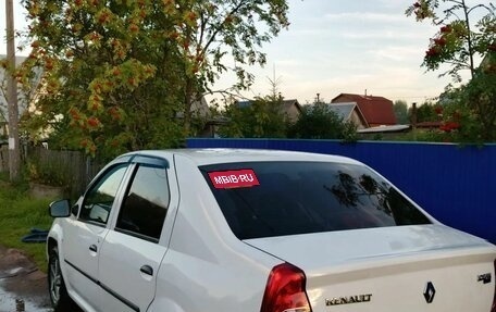 Renault Logan II, 2017 год, 450 000 рублей, 8 фотография