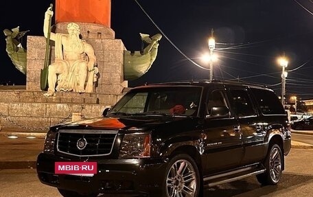 Cadillac Escalade II, 2003 год, 1 650 000 рублей, 5 фотография