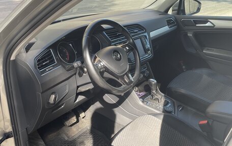Volkswagen Tiguan II, 2017 год, 2 450 000 рублей, 11 фотография