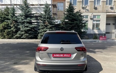 Volkswagen Tiguan II, 2017 год, 2 450 000 рублей, 5 фотография