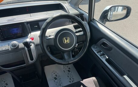 Honda Stepwgn III, 2007 год, 1 249 999 рублей, 15 фотография