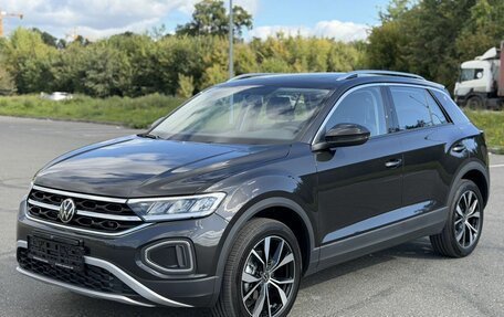 Volkswagen T-Roc I, 2026 год, 3 050 000 рублей, 3 фотография