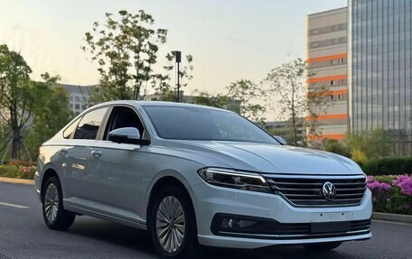 Volkswagen Lavida, 2021 год, 1 500 000 рублей, 2 фотография
