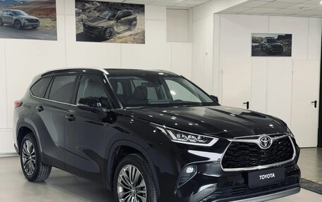 Toyota Highlander, 2026 год, 5 600 000 рублей, 2 фотография