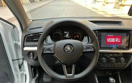 Skoda Kamiq I, 2021 год, 1 850 000 рублей, 9 фотография