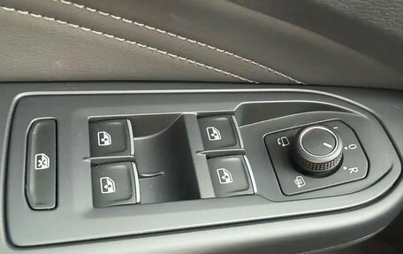 Volkswagen Golf VIII, 2023 год, 2 150 000 рублей, 18 фотография