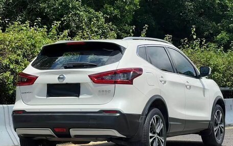 Nissan Qashqai, 2022 год, 2 050 000 рублей, 3 фотография