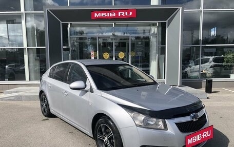 Chevrolet Cruze II, 2012 год, 660 000 рублей, 3 фотография