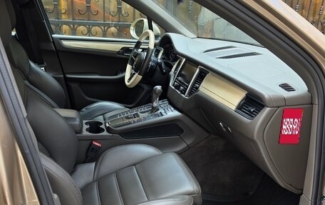 Porsche Macan I рестайлинг, 2015 год, 2 800 000 рублей, 15 фотография